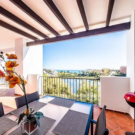 Apartment Stunning With Golf Course And Sea Views *